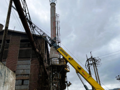 Descarga y Posicionamiento de Grúas — Puerto Antioquia (Kai Yan Industriales)